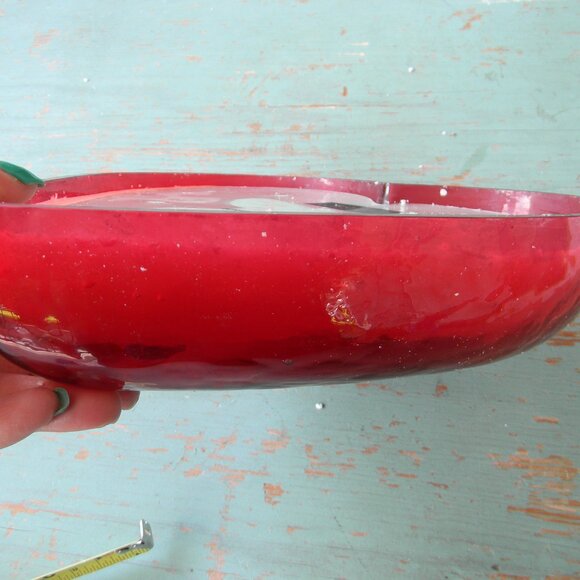 NEW Home Reflections 28oz LARGE Glass Heart Shape Candle RED - Picture 4 of 4